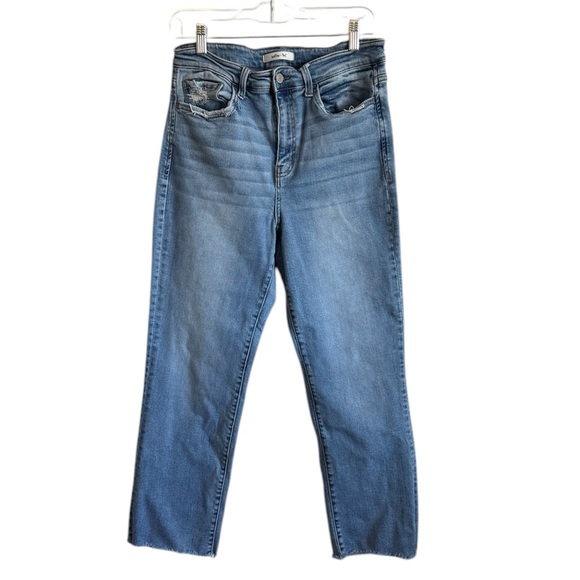 Buckle Exclusive Willow & Root The Cropped Everyday Jeans - Picture 1 of 6